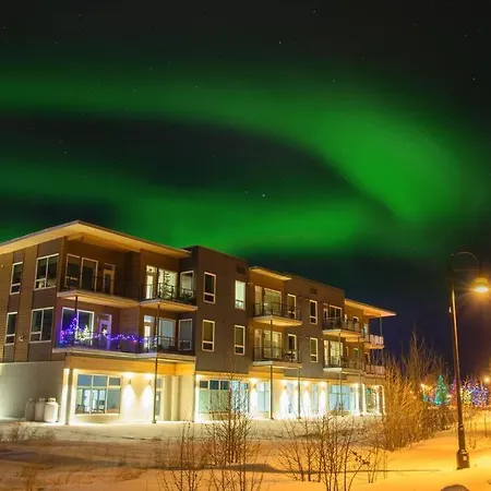 Bright Modern Stylish Condo In Heart Of Downtown Whitehorse Exterior photo