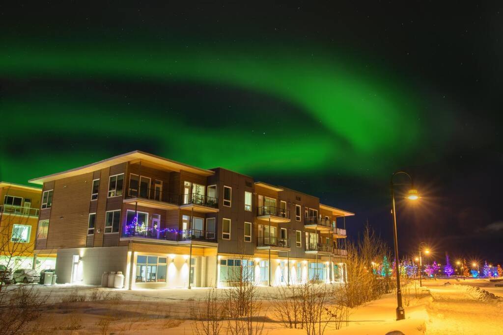 Bright Modern Stylish In Heart Of Downtown